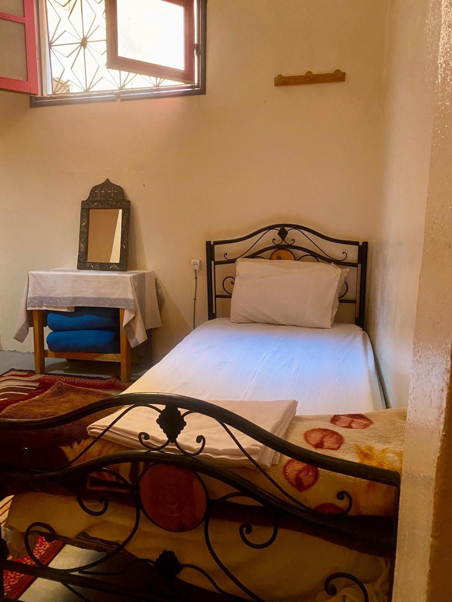Dar Relax Hostel, Gorges De Todra タンギール エクステリア 写真